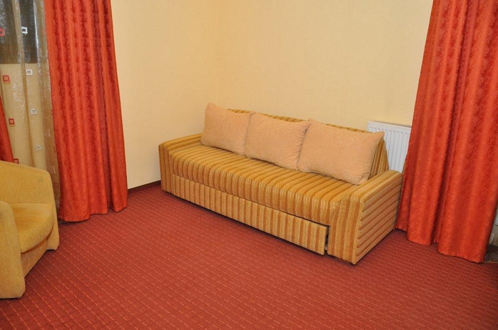 Hotel Coliseum كالافات المظهر الخارجي الصورة