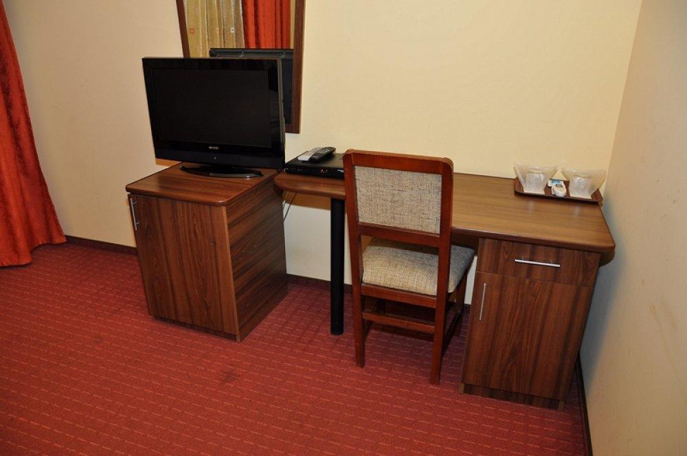 Hotel Coliseum كالافات المظهر الخارجي الصورة