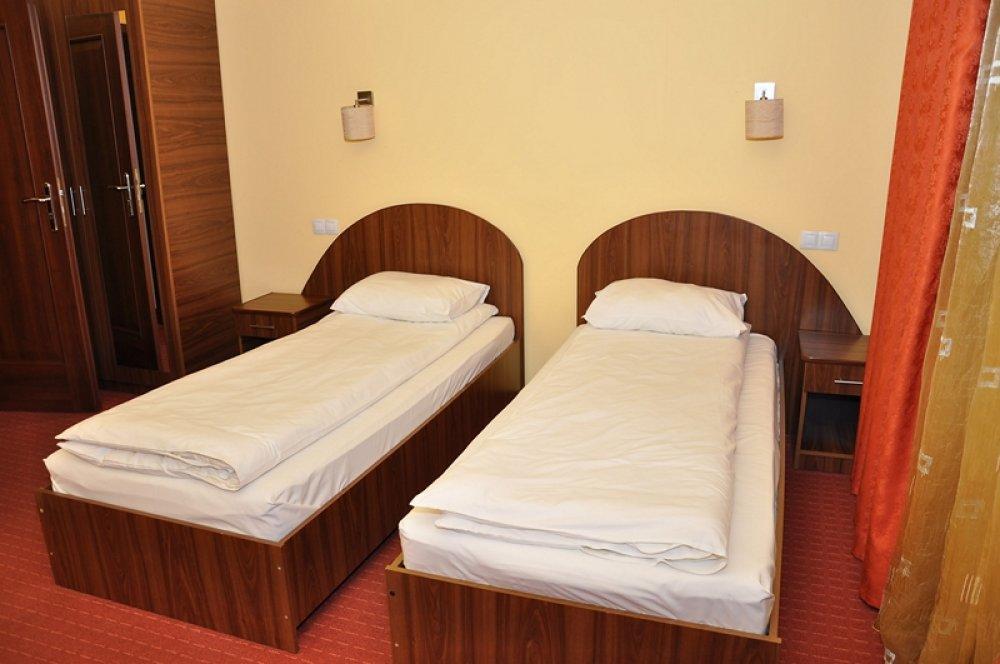 Hotel Coliseum كالافات المظهر الخارجي الصورة